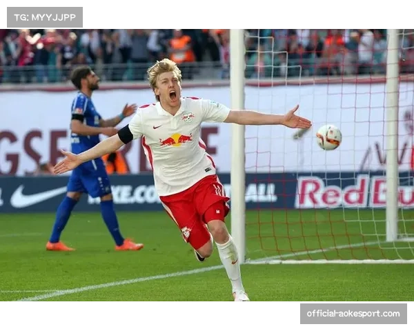 莱比锡红牛主帅确认两名主力伤愈，可出战对阵法兰克福关键战。